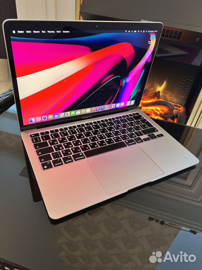 Apple MacBook Air 13 2021 M1 16Gb 512 Гб SSd