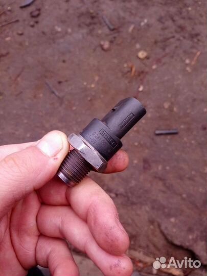 Датчик давления рампы w211, CDI