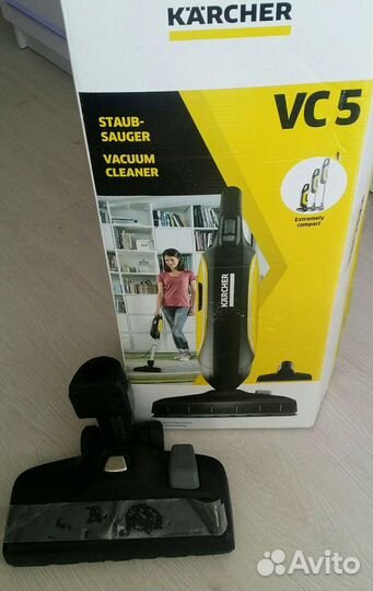 Вертикальный пылесос Karcher VC5