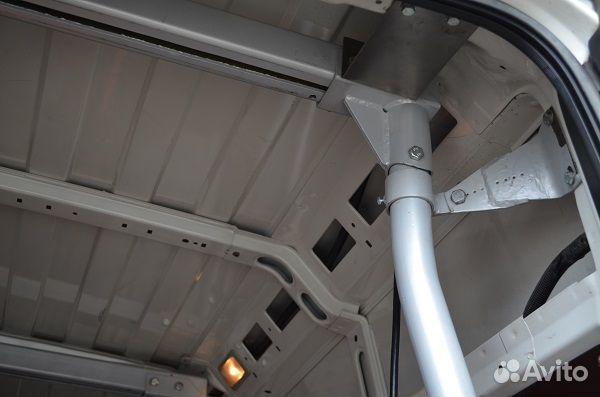 Подъемный механизм в фургон, грузовик, кран балка