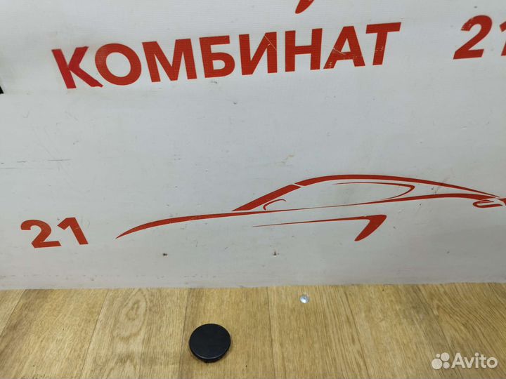 Заглушка буксировочного крюка Volkswagen Jetta 6