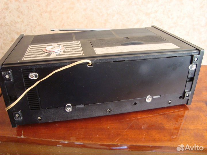 Музыкальный центр рига-104 с FM и мультиплеером