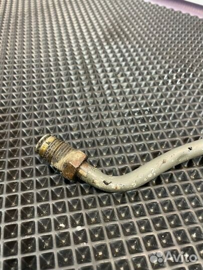 Шланг гидроусилителя руля Mazda 323 F 2000