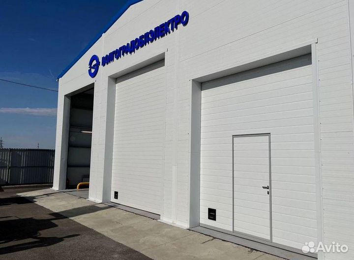 Секционные ворота