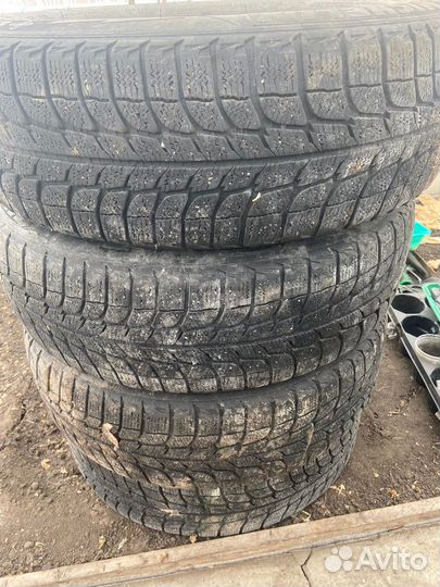 Michelin Latitude X-Ice 225/65 R17