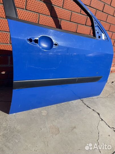 Дверь правая Focus 1 Фокус 1