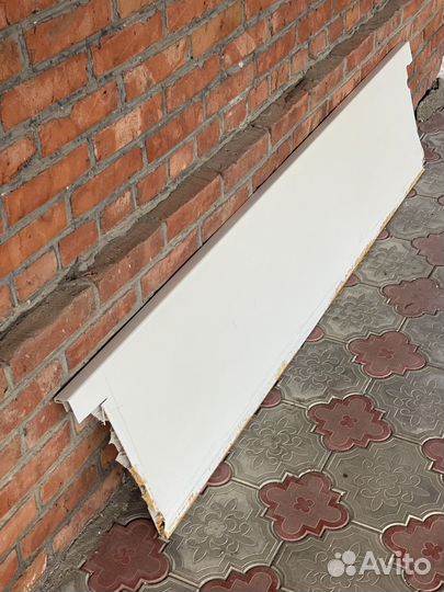 Подоконник пластиковый бу