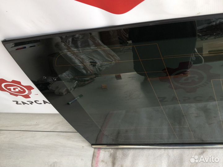 Toyota Land Cruiser 200 Форточка задняя левая