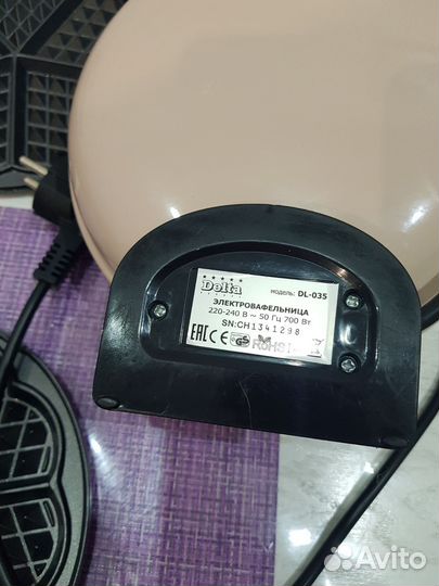 Вафельница новая