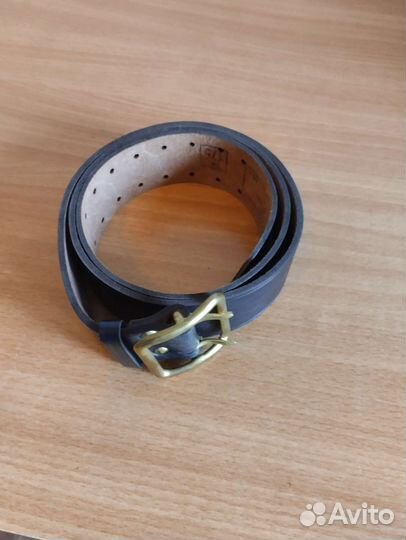 Мужской кожаный ремень