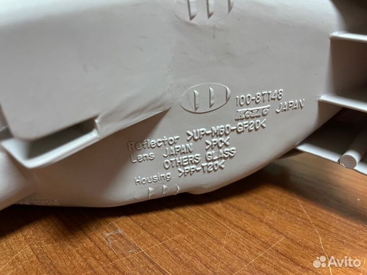 Фара передняя левая Mitsubishi Colt