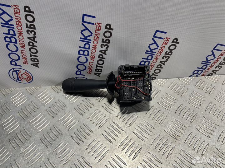 Переключатель стеклоочистителей Renault Duster