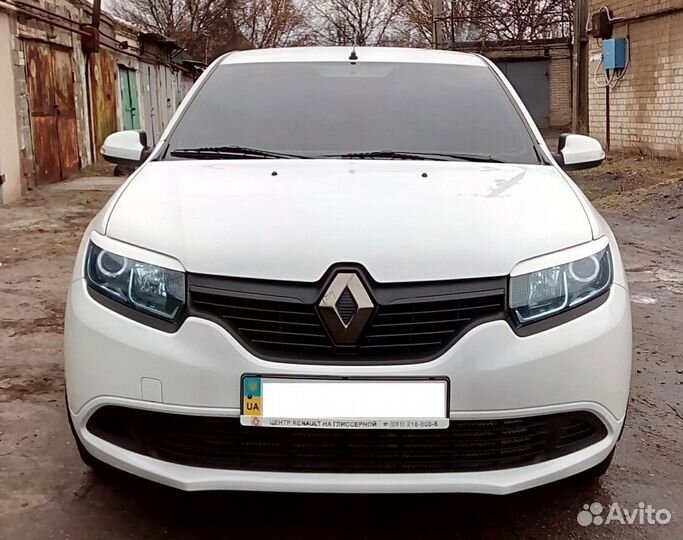 Реснички на фары Renault Logan, Sandero