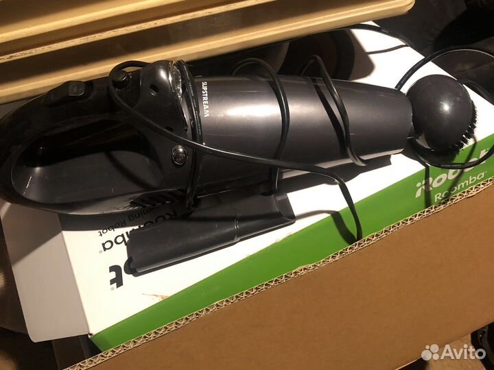 Автомобильный пылесос