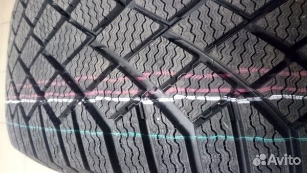 Continental ContiVikingContact 7 235/45 R20 100T