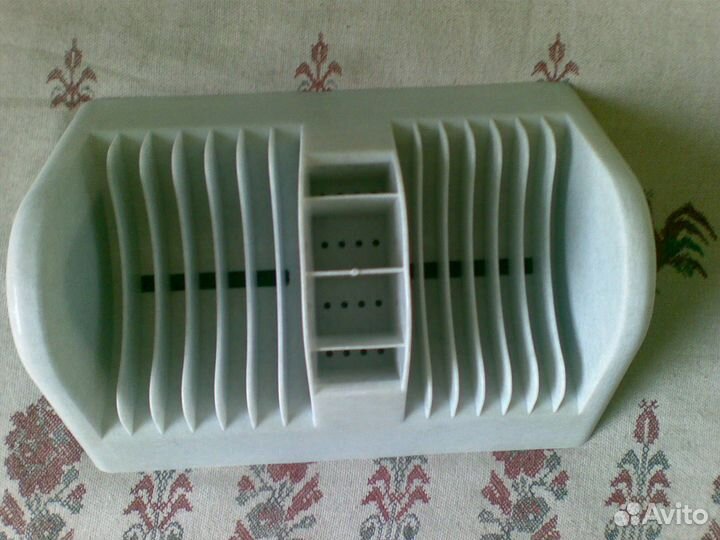 Подставка для столовых приборов и тарелок. 2 в 1