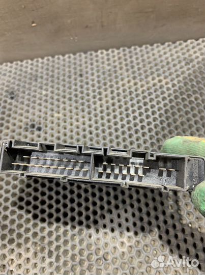 Блок управления парктрониками ML 164 GL W164 Merce