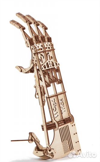 Рука wood trick декор