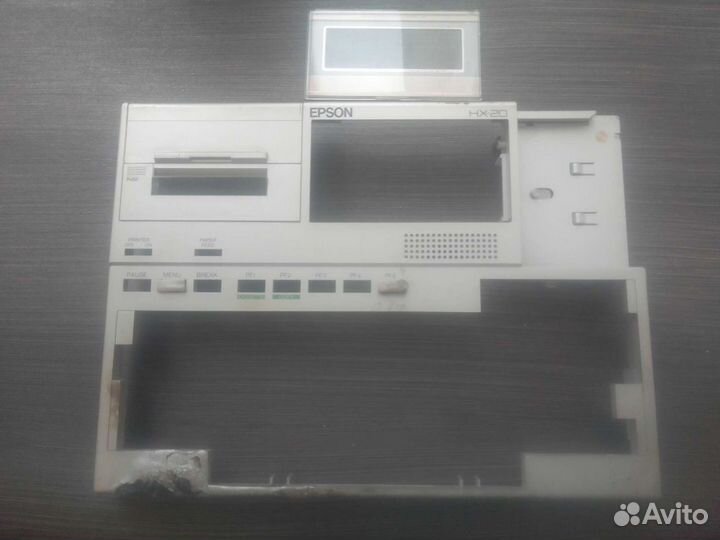 Комплектующие для компьютера epson HX-20 1983 года