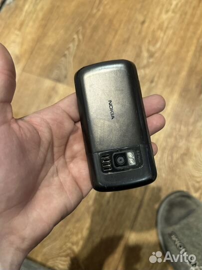 Nokia C6-01