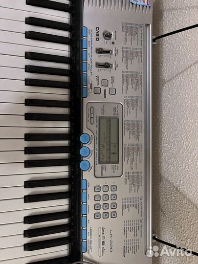 Синтезатор casio LK 220