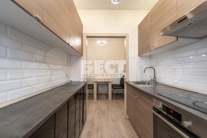 3-к. квартира, 87 м², 14/25 эт.