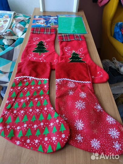 Новогодние игрушки