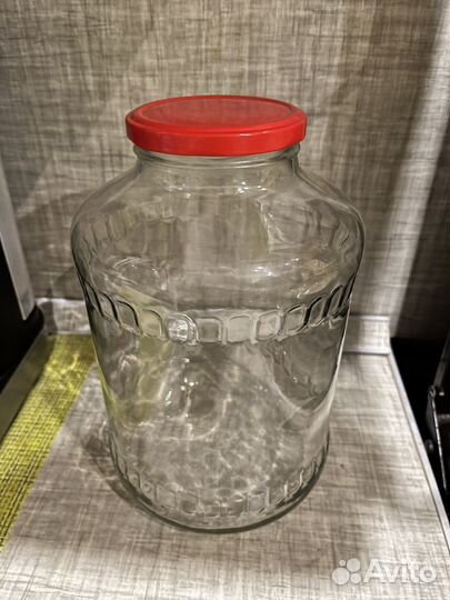 Стеклянная банка 3л с винтовой крышкой