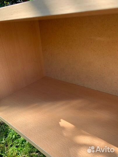 Полка книжная настенная