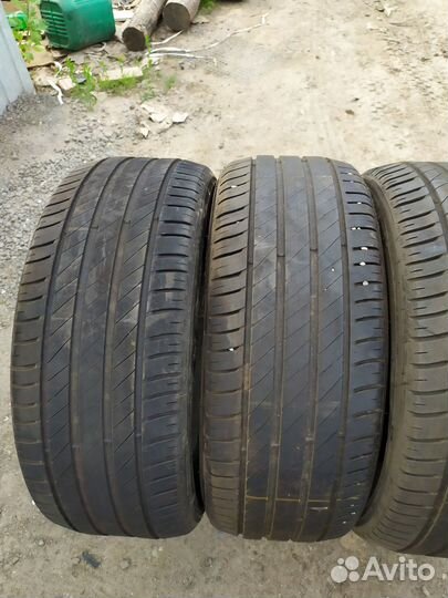 Kleber Dynaxer HP4 215/55 R17 95W