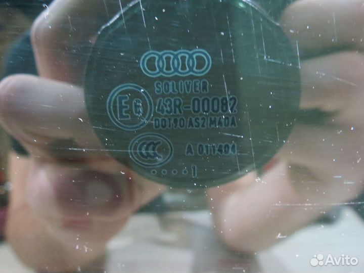 Стекло двери заднее правое Audi A7