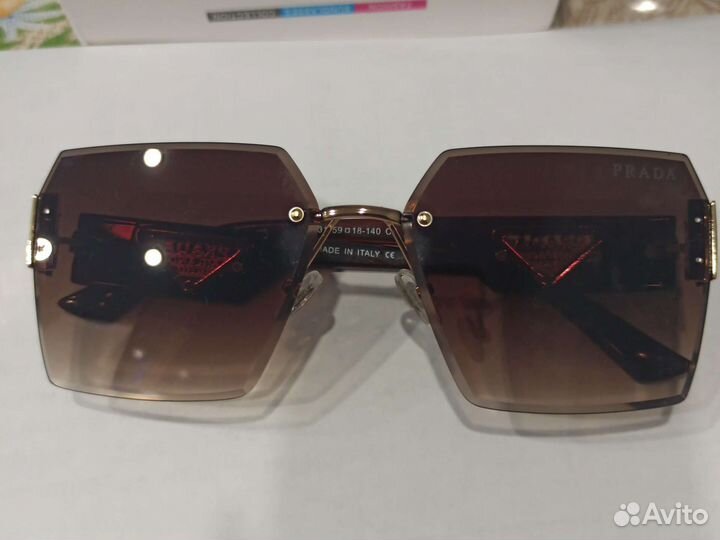 Солнцезащитные очки женские новые