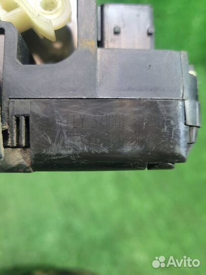 Замок двери задний правый Geely Emgrand Ec7 2013