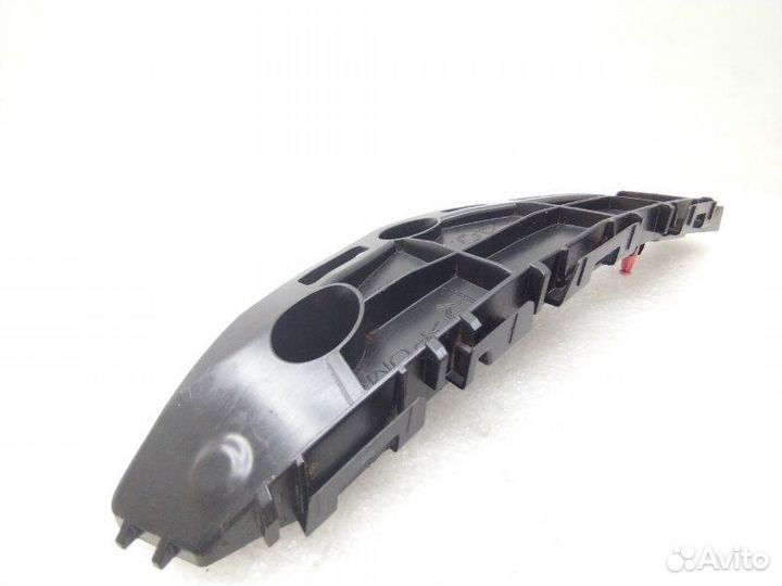 Кронштейн бампера передний правый Lexus Rx450H