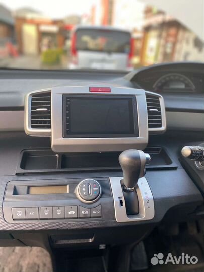 Магнитола honda freed