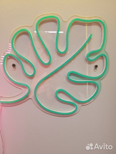 Светильник. Неон. Неоновый светильник