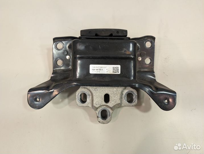 Опора двигателя левая Audi S3