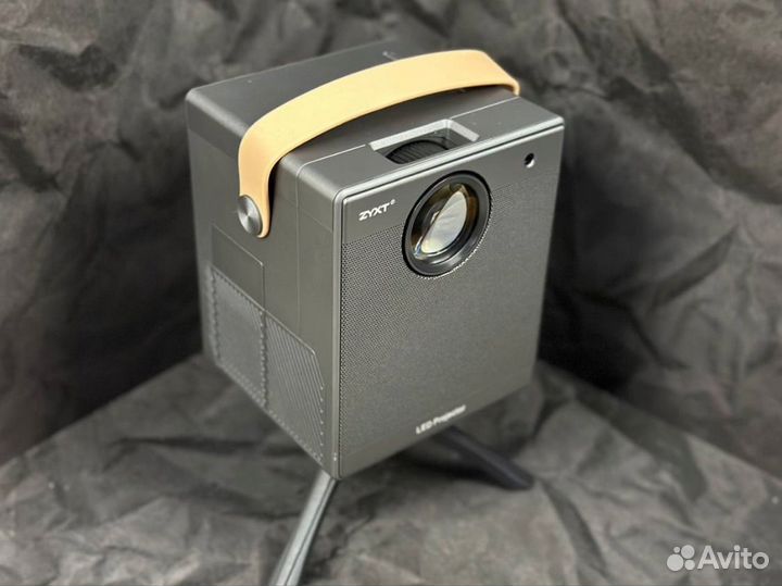 Проектор zyxt