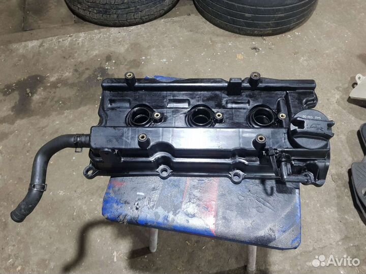 Клапанная крышка Nissan VQ23DE