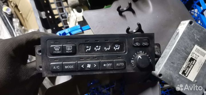 Блок климат-контроля Toyota corona premio 215