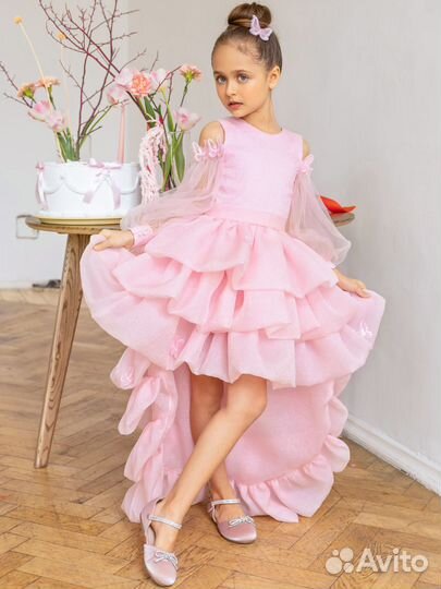 Пудровое платье 104/110 Маршмеллоу съемный шлейф