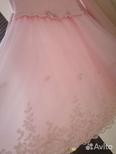 Нарядное платье для девочки 122 128