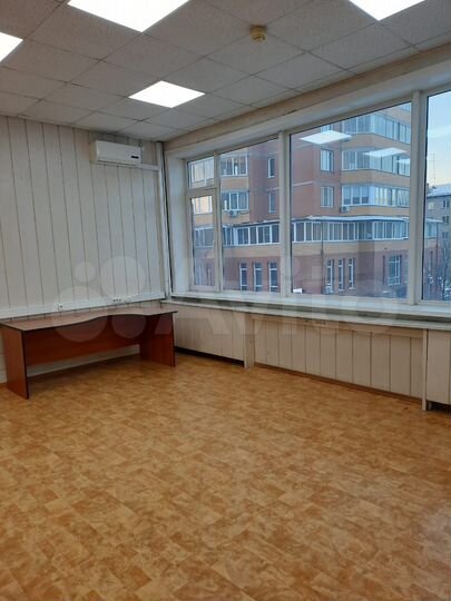 Офис.блок в бц на Красном, 2 этаж, 52 м2, метро