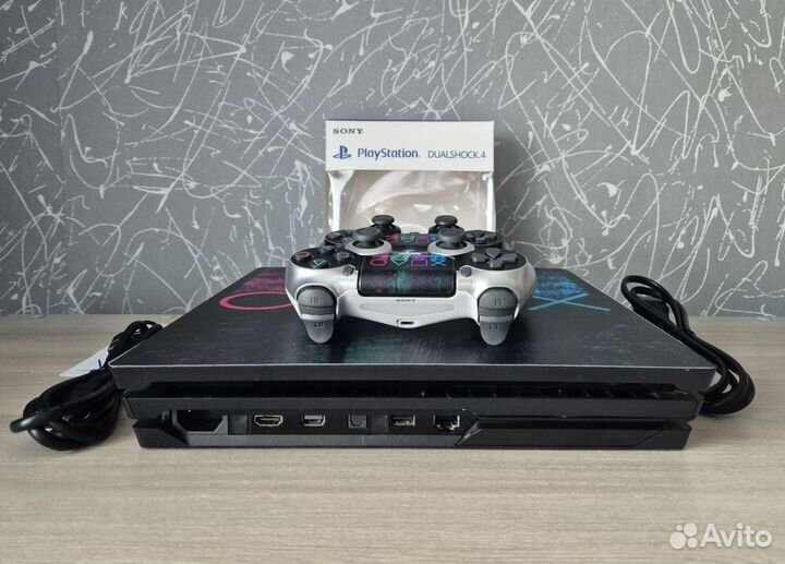 Sony PS4 Pro 1Tb / 55 игр/ 2 геймпада