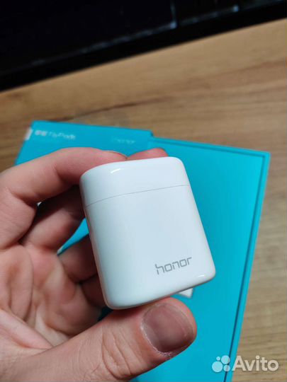 Беспроводные наушники Honor FlyPods