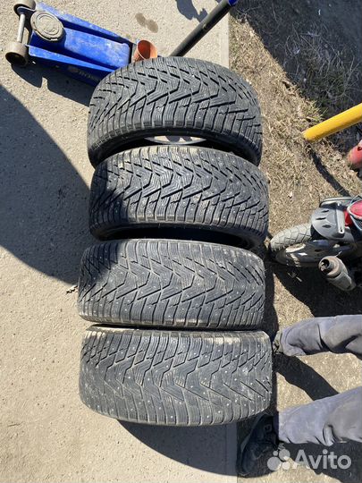 Hankook Winter I'Pike RS2 W429 245/40 R18