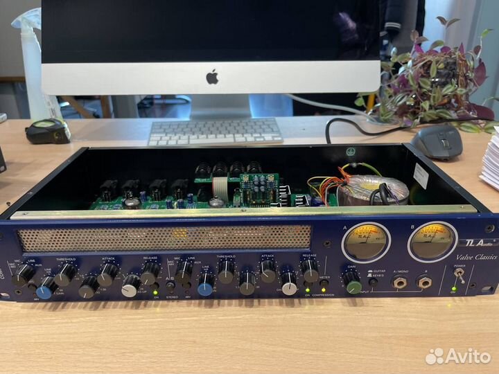 Преамп и компрессор аудио TL Audio C1 (2 gen)