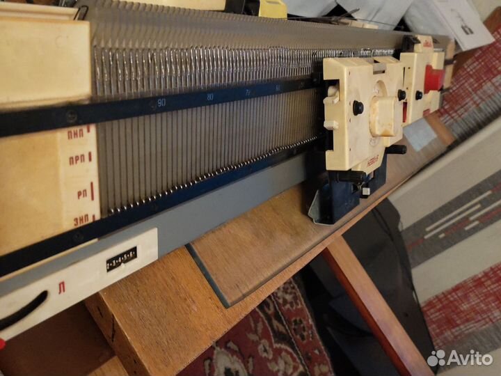 Вязальная машинка