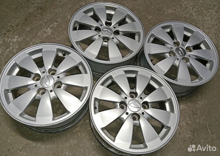 Литые диски R14.От LADA Granta