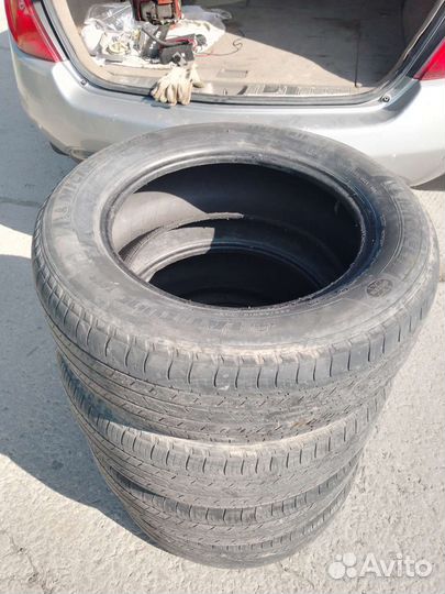 Michelin 4X4 A/T 235/65 R18